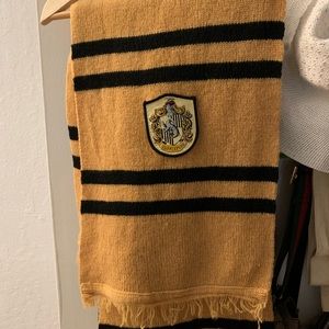 Hufflepuff scarf Harry Potter Warner Brothers official wool scarf